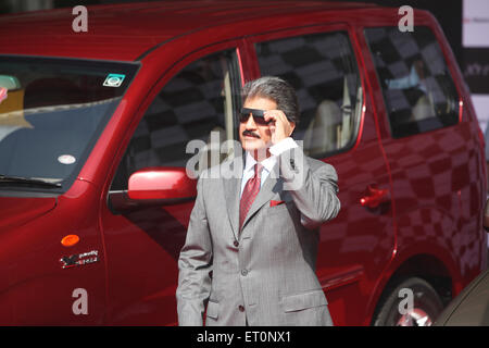 Anand Mahindra, Anand Gopal Mahindra, homme d'affaires milliardaire indien et président du groupe Mahindra, lancement de XYLO car, Inde Banque D'Images