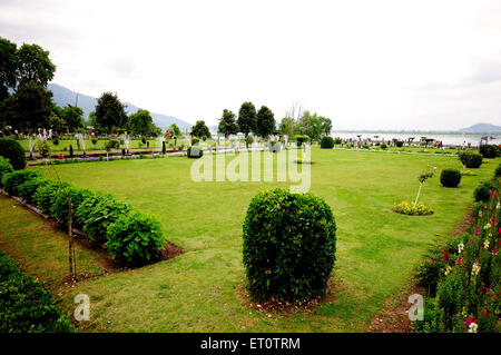 Mughal Garden, Nishat Bagh, jardin de Bliss, jardin de Nishat, Nishat Baug, Srinagar, Jammu-et-Cachemire, Inde Banque D'Images