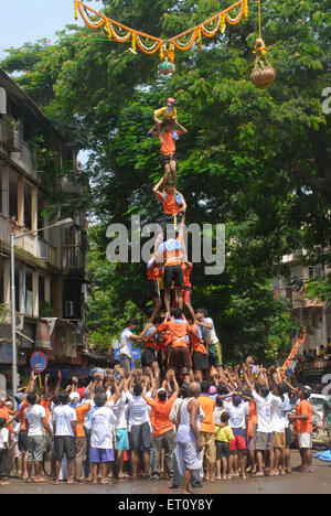 Dahi Handi, festival Dahi Handi, Utlotsavam, Gokulashtami, Janmashtami, Bombay, Mumbai, Maharashtra, Inde, Asie Banque D'Images