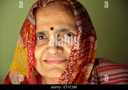 Portrait de la vieille femme indienne Jodhpur Rajasthan Inde Asie MR#704 Banque D'Images