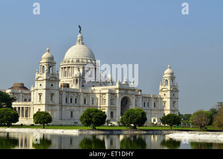 Victoria Memorial Museum avec étang Kolkata West Bengale Inde Asie Banque D'Images