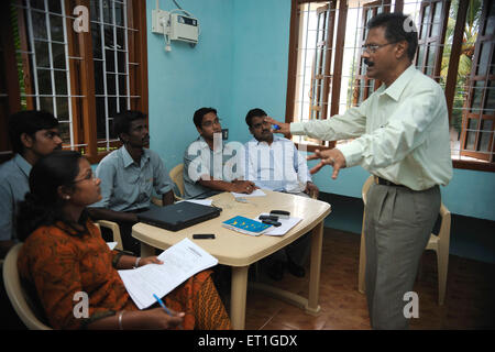 Éducation de la Banque rurale, Kshetriya Gramin Financial Services, ONG, Fondation IFMR, Tanjore, Thanjavur, Tamil Nadu, Inde, Asie, Indien, asiatique Banque D'Images