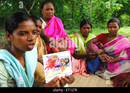 Éducation à l'accouchement, tribu Ho, peuple tribal, Chakradharpur, Singhbhum occidental, Jharkhet, Inde, Asie Banque D'Images