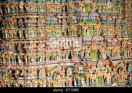 Détails Gopurams of Meenakshi Sundareswarar ou Meenakshi Amman Temple ; Madurai ; Tamil Nadu ; Inde Banque D'Images