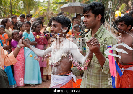 Festival de Thaipusam, festivals de Thaipoosam, festival hindou, rituel de repentance, peau perçante, acte de dévotion, Kerala, Inde, festival indien Banque D'Images