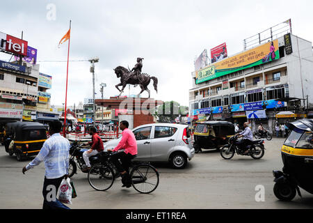 Panjarpola carrefour et statue de Shivaji Maharaj ; ; ; Inde Maharashtra Mumbai Banque D'Images