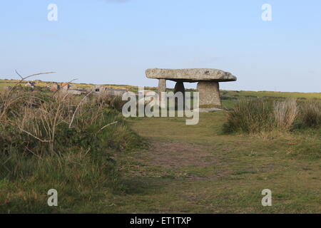 lanyon quoit en pierres debout dans la cornouailles Banque D'Images