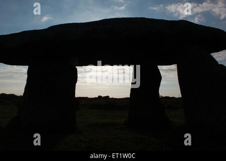 lanyon quoit en pierres debout dans la cornouailles Banque D'Images