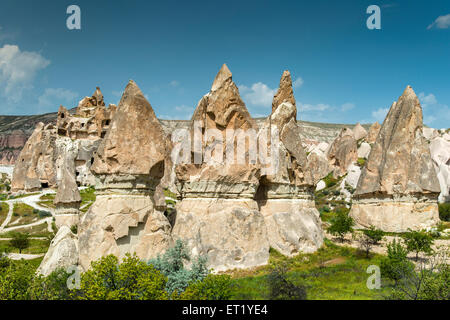 Cheminées de fées rock formation près de Göreme, Cappadoce, Turquie Banque D'Images