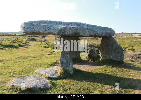 lanyon quoit en pierres debout dans la cornouailles Banque D'Images