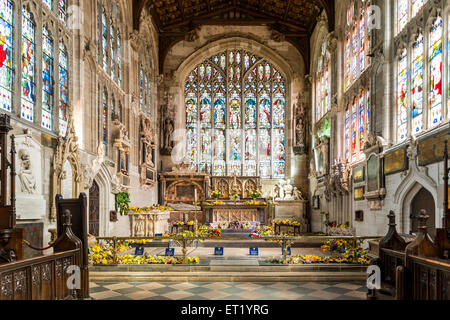 Le choeur de l'église Holy Trinity à Stratford-upon-Avon est le lieu de sépulture de William Shakespeare Banque D'Images