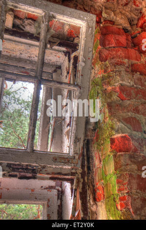 Détruit Bâtiment de l'ancien hôpital psychiatrique Zofiówka Banque D'Images