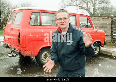 Joe Glynn, président du club de Judo de Stockton, se bat toujours sur le club après vandales vandalisés en mini bus. Le club, qui a plus de 40 ans, pourraient fermer si Joe ne peut pas trouver l'argent pour acheter un autre véhicule. Sur la photo le 28 mars 1995. Banque D'Images