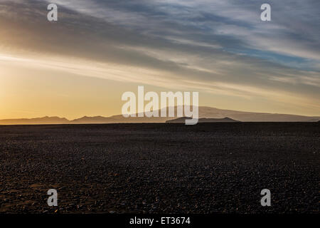 Coucher de soleil sur Eyjafjallajokull Glacier, Islande Banque D'Images