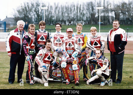 Belle Vue de l'équipe Ace Speedway. Rangée arrière, de gauche à droite, Don Perrin, Jason Lyons, Frede Schott, Bobby Ott, Joe Écran, Mike, Lushwaite Stonehewer Carl, John Bose. Avant gauche, Shawn Moran, avant droit, Shawn Venables. 5e mars 1993. Banque D'Images