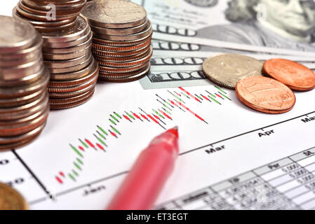 Stock, un stylo et de l'argent, Close up Banque D'Images