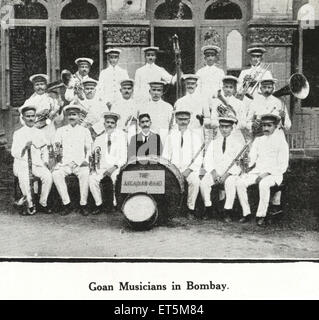 Communauté catholique des musiciens à Goa Bombay Mumbai Maharashtra ; Inde ; PAS DE MR Banque D'Images