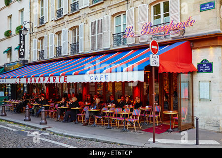 France, Paris (75), le Café Le Bonaparte, place Saint Germain des Près Banque D'Images