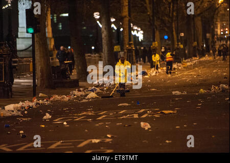 Effacer jusqu'après le Nouvel An 2015 Londres freworks display : Voir Où : London, Royaume-Uni Quand : 01 Jan 2015 Crédit : Peter Maclaine/WENN.com Banque D'Images