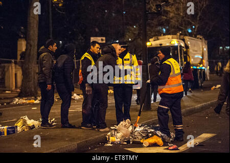 Effacer jusqu'après le Nouvel An 2015 Londres freworks display : Voir Où : London, Royaume-Uni Quand : 01 Jan 2015 Crédit : Peter Maclaine/WENN.com Banque D'Images