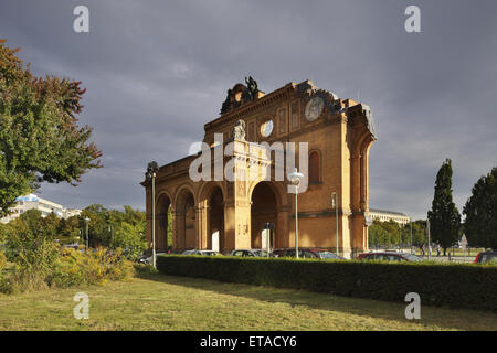 Berlin, Allemagne, les ruines de l'ancien portail de l'Anhalter Bahnhof Banque D'Images