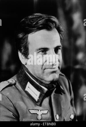 Maximilian Schell, sur-ensemble du film "Un pont trop loin", 1977 Banque D'Images