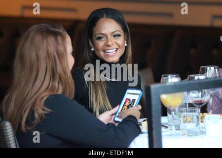 Christina Milian a déjeuner avec des amis à Porta Via Bistro dans Beverly Hills avec : Christina Milian Où : Los Angeles, California, United States Quand : 23 Jan 2015 Credit : WENN.com Banque D'Images