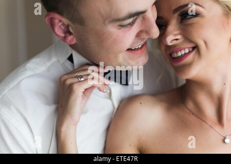 Beau couple posing Banque D'Images