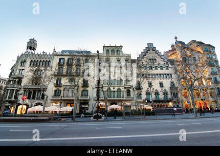 Casa Lleó Morera, Casa Amatller et Casa Batlló dans Passeig de Gracia. Barcelone. Banque D'Images