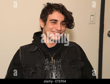 Playbill séance photo et interview avec 'Poisson dans l' acteur Jake Cannavale, tenue à nouveau 42e Rue Studios. Avec : Jake Cannavale Où : New York City, New York, United States Quand : 03 Mar 2015 Crédit : Joseph Marzullo/WENN.com Banque D'Images