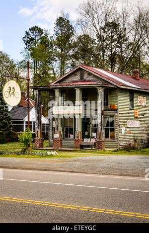 Deux grenouilles sur un vélo Antiquités, 13262 Hanovre Courthouse Road, Hanovre, Virginie Banque D'Images