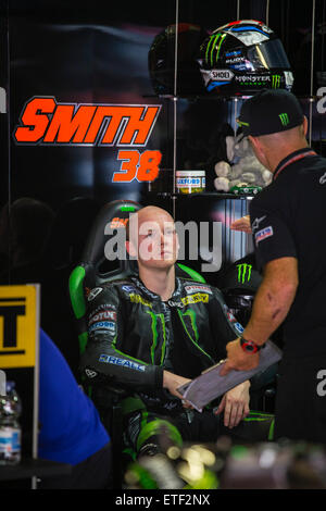 Barcelone, Espagne. 13 Juin, 2015. De MotoGP Espagne Journée de qualification. Grand Prix de Valence. Bradley Smith (GBR), Monster Yamaha Tech 3 rider. Credit : Action Plus Sport/Alamy Live News Banque D'Images