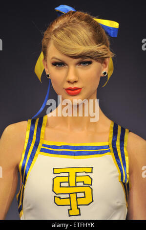 Madame Tussauds à Londres dévoilent la nouvelle cire figure de Taylor Swift. Avec : Taylor Swift où cire : London, Royaume-Uni Quand : 10 Mar 2015 Crédit : Daniel Deme/WENN.com Banque D'Images