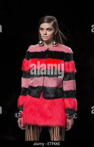 Madrid Fashion Week Automne/Hiver 2015/16 - Maria Escote - Podium Où : Madrid, Espagne Quand : 10 Mar 2015 Crédit : Oscar Gonzalez/WENN.com Banque D'Images