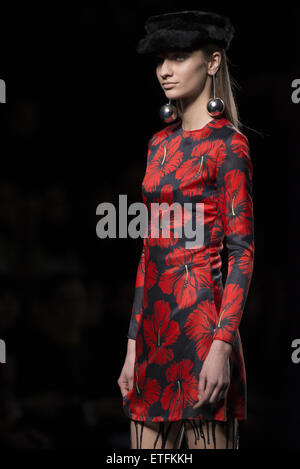 Madrid Fashion Week Automne/Hiver 2015/16 - Maria Escote - Podium Où : Madrid, Espagne Quand : 10 Mar 2015 Crédit : Oscar Gonzalez/WENN.com Banque D'Images