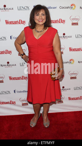 12e édition de la Journée de la femme robe rouge Prix à 10 Columbus Circle - Tapis rouge avec des arrivées : Guest Où : New York City, New York, United States Quand : 10 Mar 2015 Crédit : Derrick Saleurs/WENN.com Banque D'Images