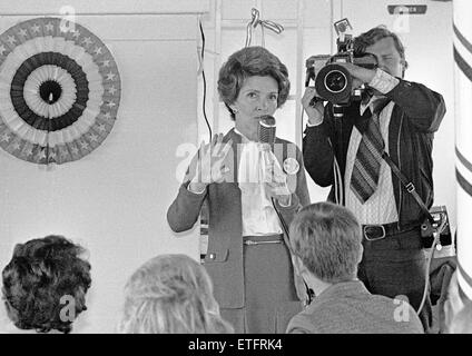 Nancy Reagan pour la collecte de fonds mari Ronald, 1976 5/10/76 Banque D'Images