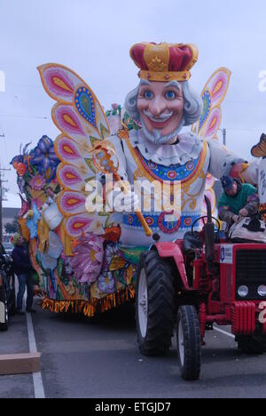 Mardi Gras 2015 - Rex, roi du Carnaval readys son flotteur et Krewe pour leur jour du Mardi Gras comprend : Krewe of Rex Où : New Orleans, Louisiana, United States Quand : 17 février 2015 Source : WENN.com Banque D'Images