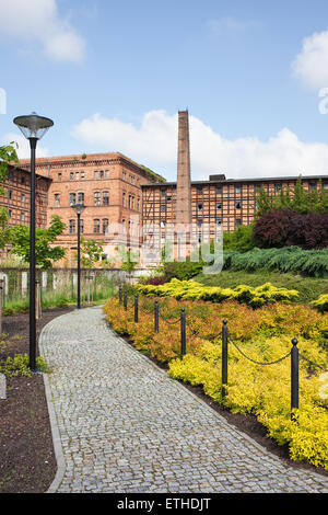 Rother's Mills, allée et jardin à Île Mill à Bydgoszcz, Pologne. Banque D'Images