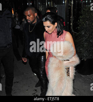 Laissant célébrités Mert et Marcus Maison de l'amour Partie à Annabel's discothèque avec : Kim Kardashian, Kanye West Où : Londres, Royaume-Uni Quand : 27 février 2015 Source : WENN.com Banque D'Images