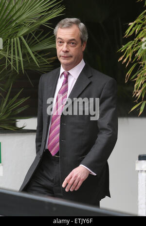 Nigel Farage en dehors de l'ITV Studios avec Nigel Farage : où : London, Royaume-Uni Quand : 05 mars 2015 Credit : Rocky/WENN.com Banque D'Images