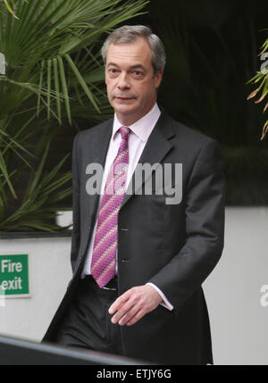 Nigel Farage en dehors de l'ITV Studios avec Nigel Farage : où : London, Royaume-Uni Quand : 05 mars 2015 Credit : Rocky/WENN.com Banque D'Images