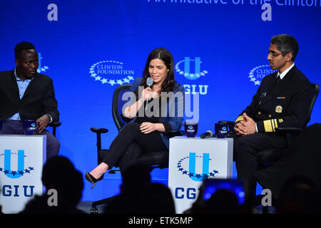 Clinton Global Initiative University - Fast Forward : Accélérer les possibilités pour tous les musiciens : America Ferrera, Paul Lorem, Vivek Murthy Où : Coral Gables, Florida, United States Quand : 06 mars 2015 : Crédit Photographie/WENN.com JLN Banque D'Images