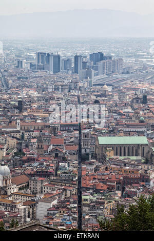 Paysage de Spaccanapoli da Castel Sant'Elmo - Saint Martino Banque D'Images