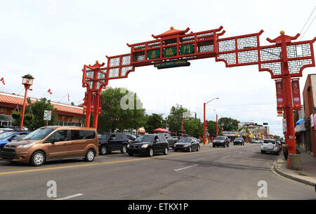 Edmonton. 14 Juin, 2015. Photo prise le 14 juin 2015 montre Chinatown dans Edmonton, Canada. Edmonton est l'une des 6 villes hôtes de la Coupe du Monde féminine de la FIFA, Canada 2015. © Qin Lang/Xinhua/Alamy Live News Banque D'Images