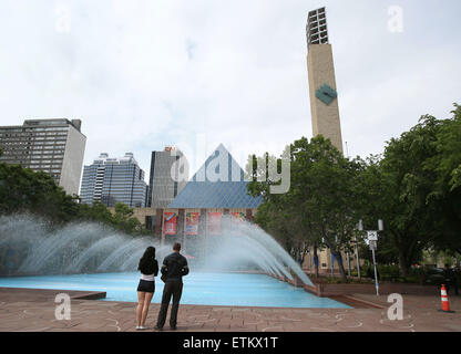 Edmonton. 14 Juin, 2015. Photo prise le 14 juin 2015 montre l'Hôtel de Ville d'Edmonton à Edmonton, Canada. Edmonton est l'une des 6 villes hôtes de la Coupe du Monde féminine de la FIFA, Canada 2015. © Qin Lang/Xinhua/Alamy Live News Banque D'Images