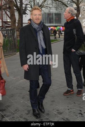 Le cast de 'Cinderella' dehors et environ dans la région de Leicester Square avec : Kenneth Branagh Où : London, Royaume-Uni Quand : 20 mars 2015 Source : WENN.com Banque D'Images