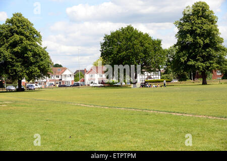 Vue si Whitley Wood Recreation Ground Banque D'Images