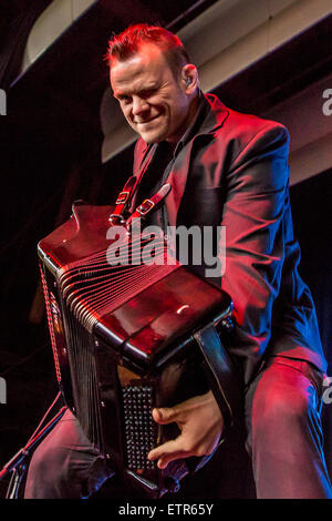 11 juin 2015 - Rochester Hills, Michigan, États-Unis - Gogol Bordello effectuant au Meadow Brook Music Festival à Rochester Hills, MI le 11 juin 2015 (Crédit Image : © Marc Nader/Zuma sur le fil) Banque D'Images