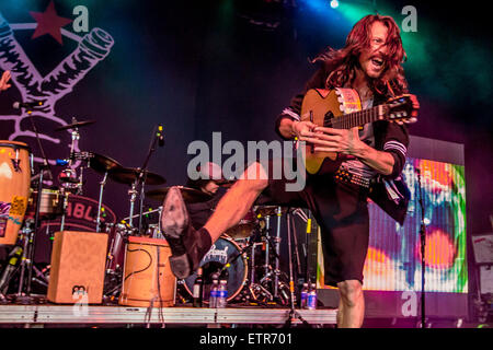 11 juin 2015 - Rochester Hills, Michigan, États-Unis - Gogol Bordello effectuant au Meadow Brook Music Festival à Rochester Hills, MI le 11 juin 2015 (Crédit Image : © Marc Nader/Zuma sur le fil) Banque D'Images